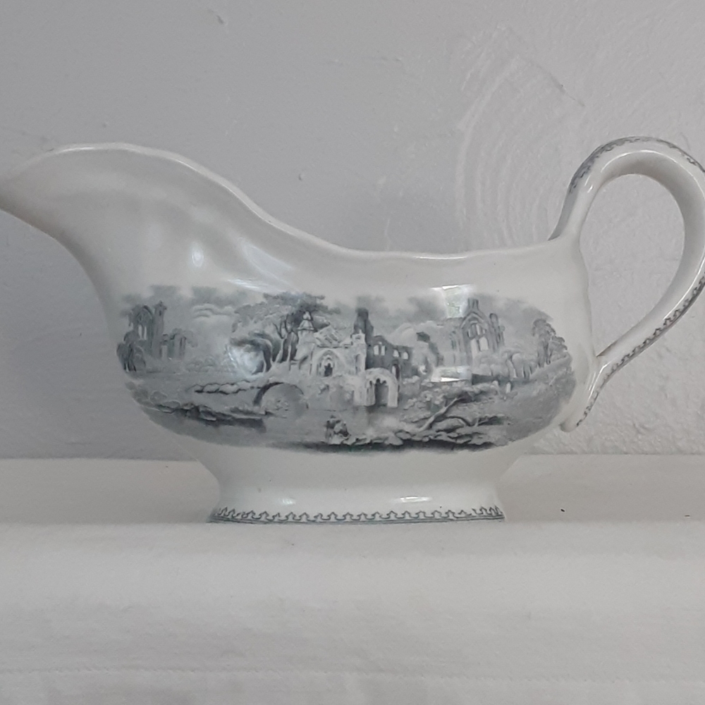 Unique vintage blue pattern gravy bo… - Picture 1 of 8